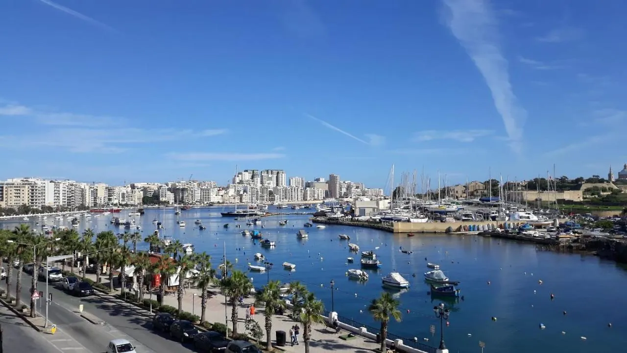 Shore Bridge Hotel Gzira